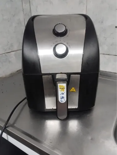 Air fryer 