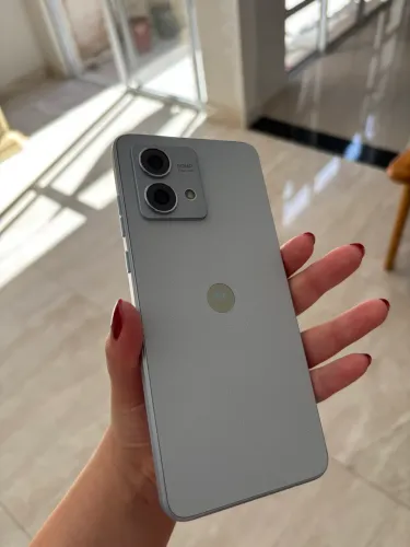 Motorola G84 azul