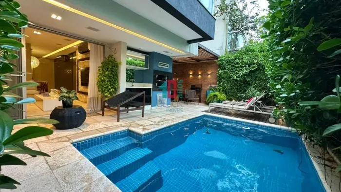 Recreio dos Bandeirantes | Casa de Condomínio 4 quartos, sendo 4 suites