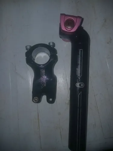 Canote cobalt crankbrothers, e uma mesa WG sports