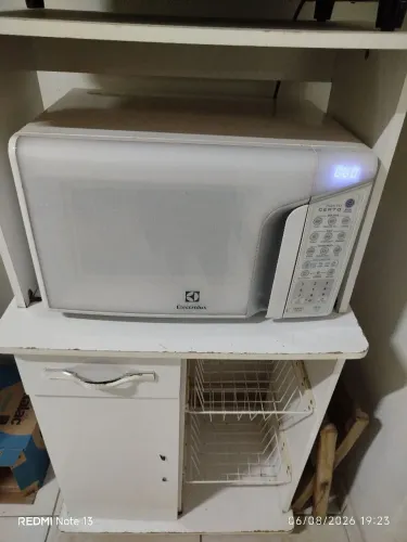 Vendo microondas Electrolux 41 litros