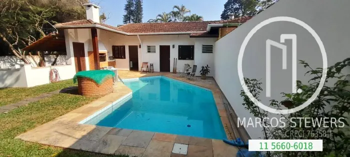 Casa com Piscina no Bolsão de Interlagos