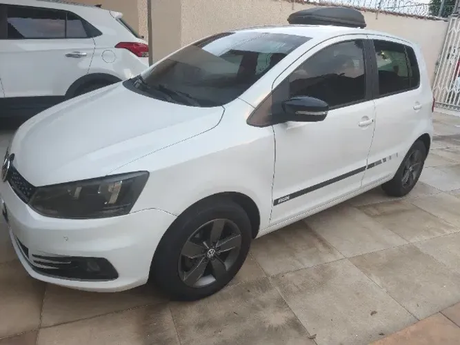 Volkswagen Fox RUN 1.6 Flex 8V 5P 2017