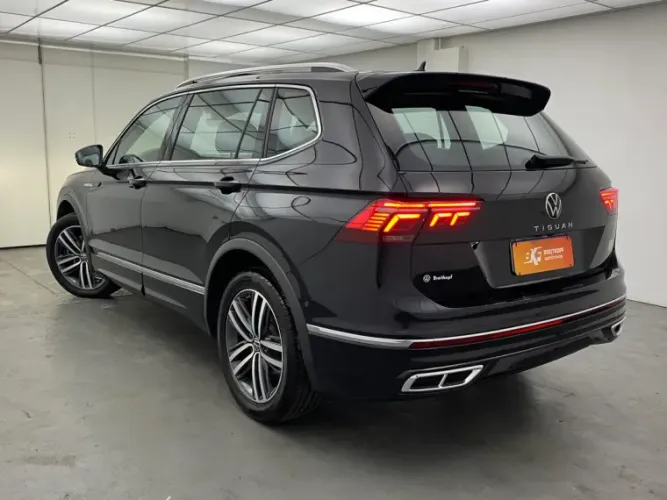 Volkswagen Tiguan Allspac R-line 300 TSI 2.0 2024