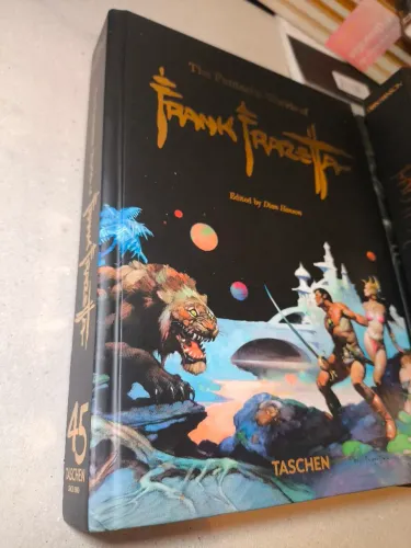 Artbook Frank Frazetta - Importado. Novo !