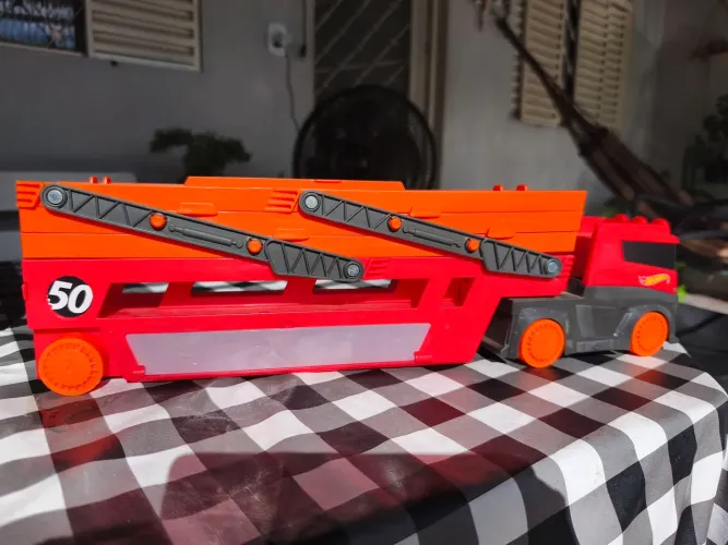 Caminhão Hotwheels 