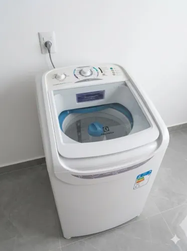 Máquina de lavar roupas Electrolux 10k.3kg revisada com garantia entrega grátis  !