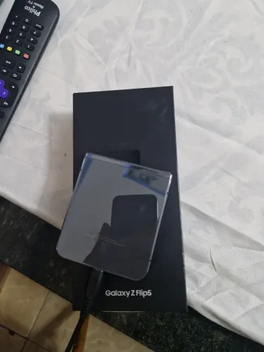 Celular Samsung Z Flip5