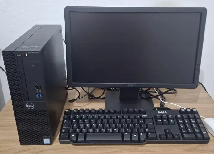 Computador Dell Completo / Core I5-7500 / Memória 8gb DDR4 / SSD 256GB