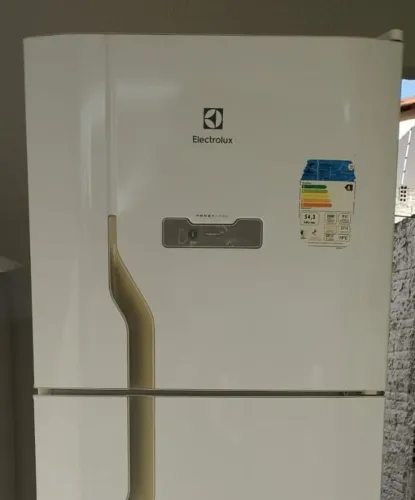 Geladeira Electrolux Muito Nova!!!