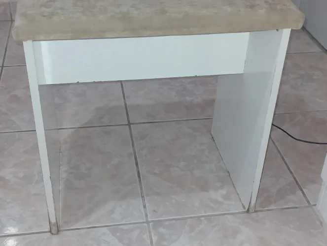 Penteadeira Branca com Espelho e Banqueta