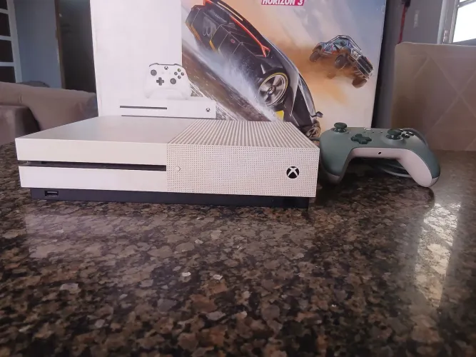 Xbox one s 500 GB