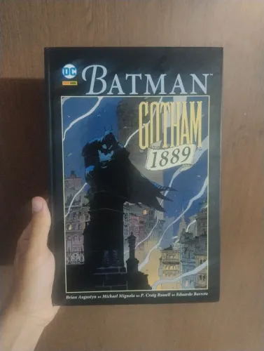 VENDO HQ CAPA DURA BATMAN GOTHAM 1889 (RARIDADE)