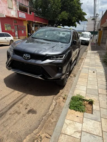 Toyota Hilux SW4 Diamond 2.8 TB 4X4 Die. Aut. 2024
