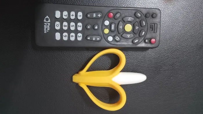  Kit Mordedor Bebê Controle Remoto Pais E Filhos + Bananinha Buba