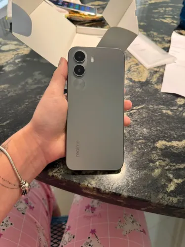Vende-se realme C100i 128 GB