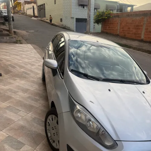 Ford Fiesta 1.5 16V Flex Mec. 5P 2015