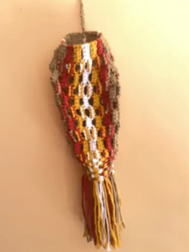 Puxa-saco em macramê