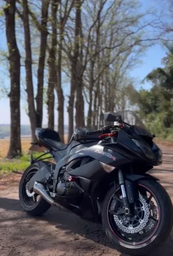 Kawasaki Ninja ZX6R