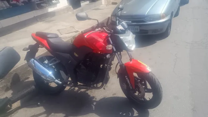Vendo moto Dafra next