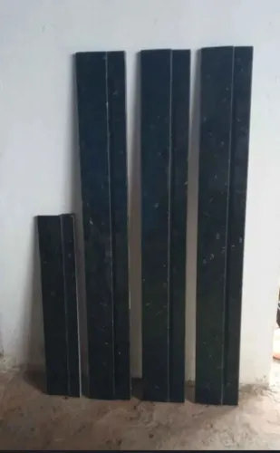 Vendo pedras de mármore para portas e janelas.