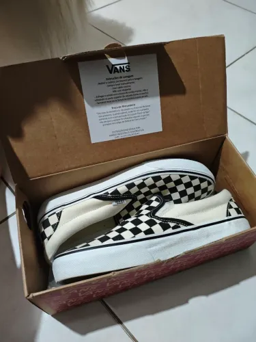 Classic Slip on Novo