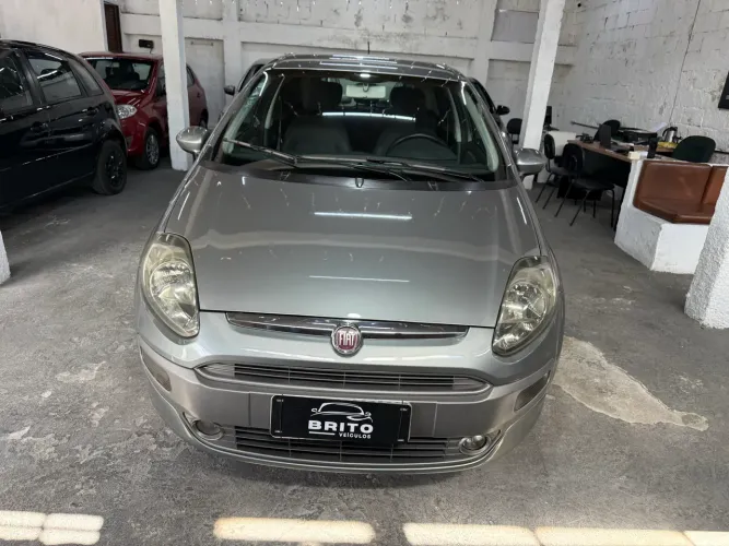 Fiat Punto Essence 1.6 Flex 16V 5P 2013