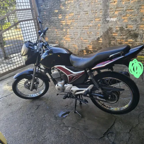 Vendo moto Titan cg honda