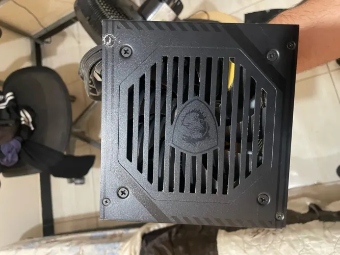 Vendo fonte MSI MAG A600DN 600w, 80 plus white