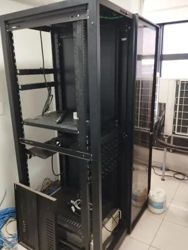 Rack para servidores | Armário TI