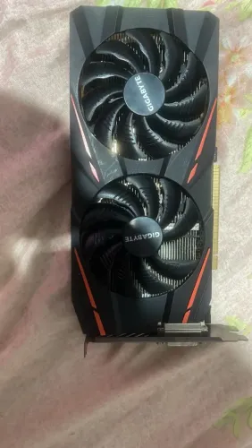 Placa de Vídeo Gigabyte RX 590 8GB ORIGINAL (não chinesa) leia a descrição por favor.