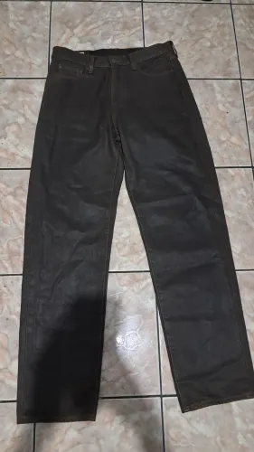 Vendo Calça Levi's 568 Marrom Resinada