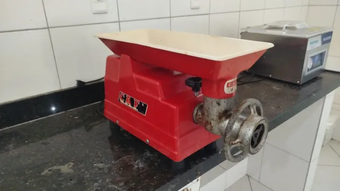 Kit moedor elétrico ensacadeira e 1 chapa de brinde