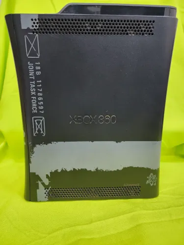 XBOX 360 FAT CALL OF DUTY MW2