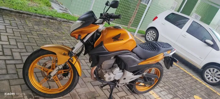 Honda CB 300R 2010 - Raridade com ABS de Fábrica