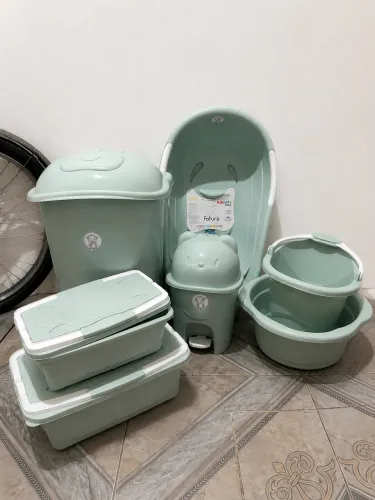 Kit banheira e farmacinha masculino
