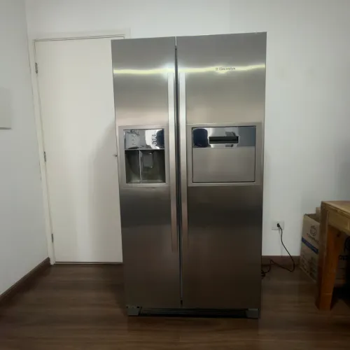 Side by Side SH70B/SH70X Side by Side