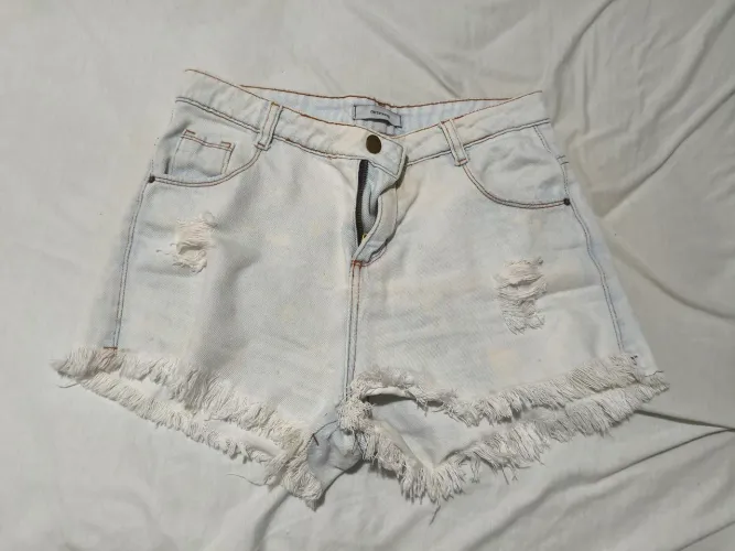 short jeans claro tam 14 MARISA