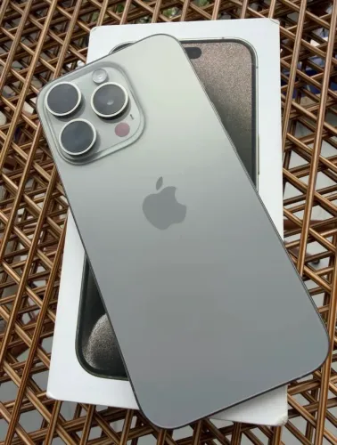 Iphone 15 Pro Max 256GB - Com caixa