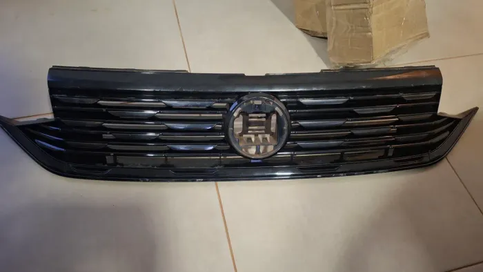 Grade dianteira VW T-Cross Confortline