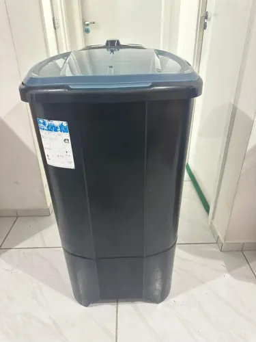 Tanquinho Newmaq 12,5 KG preto.