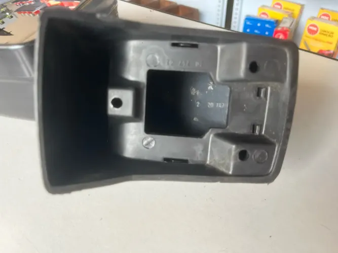 Retrovisor Esquerdo Fixo F1000 LD