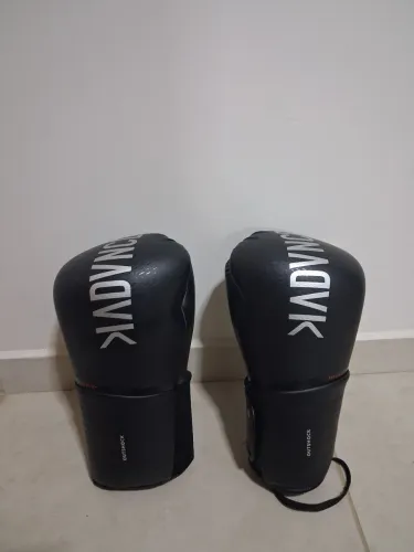 Luva de boxe/muay thay, da marca outshock