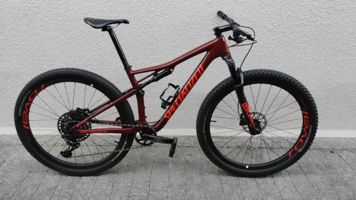Bicicleta Specialized Epic Expert Carbon tam M