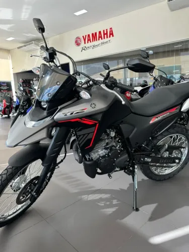 Yamaha XTZ 250 Lander Connected 2027