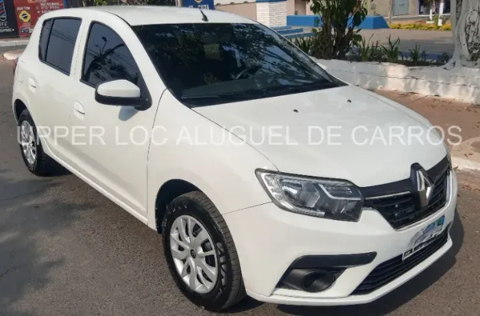 Aluga-se veículo de passeio 4 portas com ar condicionado