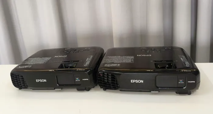 2 projetores de vídeo Epson PROFISSIONAL PARA TELÃO GIGANTE DE ATE 500" OPORTUNIDADE HDMI
