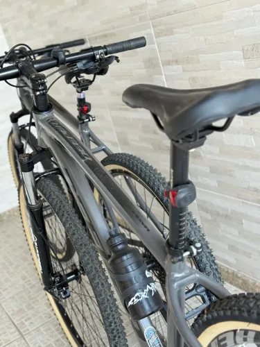 Vendo 2 bicicletas Mountain Bikes Deeper Maximus 1x9 - Modelo 2023
