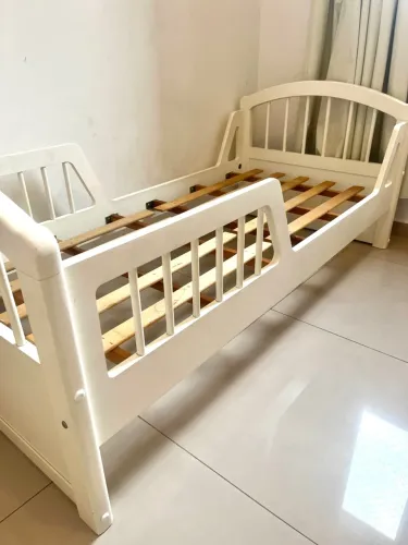 Cama infantil reforçada