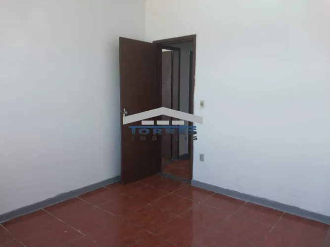 CASA PARA ALUGAR NO INCONFIDENTES  2 QUARTOS, SALA, COZINHA E ÁREA DE SERVIÇO!